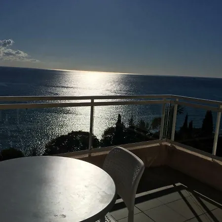 Mini Attico Vista Mare Apartment *